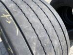 Opona ciężarowa używana naczepowa 445/45R19.5 BIEŻNIKOWANA TYP CONTINENTAL HYBRID HT3 / 11-12mm