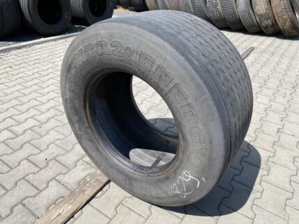 Opona ciężarowa używana naczepowa 445/45R19.5 MICHELIN XTA2+ ENERGY / 5-7mm