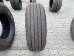 Opona ciężarowa używana naczepowa 285/70R19.5 GOODYEAR KMAX T / 10mm