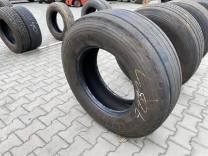 Opona ciężarowa używana naczepowa 285/70R19.5 FULDA ECOTONN / 9-10mm