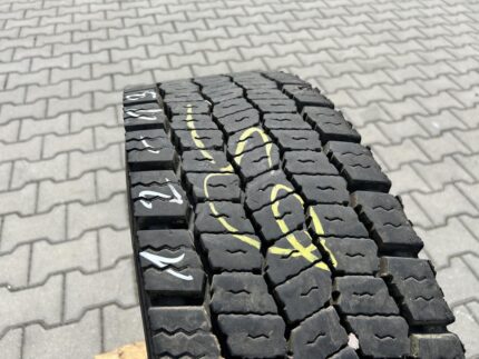 Opona ciężarowa używana napędowa 235/75R17.5 CONTINENTAL CONTI SCANDINAVIA LD3 / 12-13mm