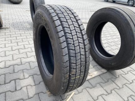  Opona ciężarowa używana napędowa 245/70R19.5 GOODYEAR REGIONAL RHD II / 14-15mm