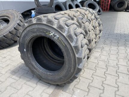 Opony przemysłowe Bobcat 12-16.5 (305/70-16.5) GALAXY THE BEEFY BABY III / 16-17mm