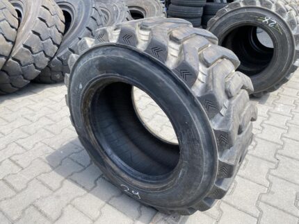 Opona przemysłowa Bobcat 12-16.5 (305/70-16.5) GALAXY THE BEEFY BABY III / 16mm