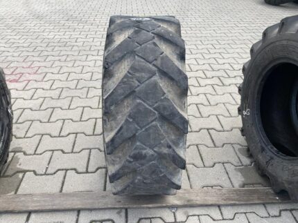 Opona przemysłowa do koparki 10.0/75-15.3 MITAS TRACTION TR-03 / 40% Bieżnika