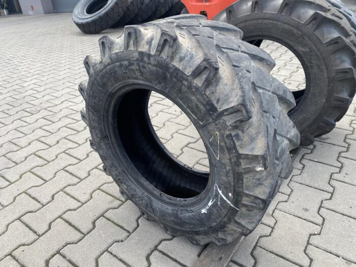 Opona przemysłowa do koparki 10.0/75-15.3 MITAS TRACTION TR-03 / 40% Bieżnika