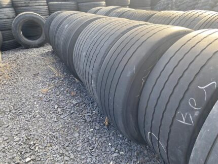 Opony ciężarowe używana naczepowa 385/55R19.5 BIEŻNIKOWANA  TYP CONTINENTAL HTR2 / Pogłębiany Bieżnik