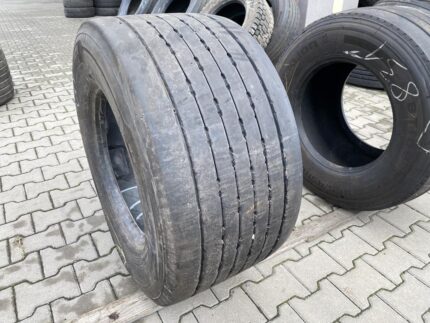  Opona ciężarowa używana naczepowa 445/45R19.5 MICHELIN XMULTI T HL / 8mm