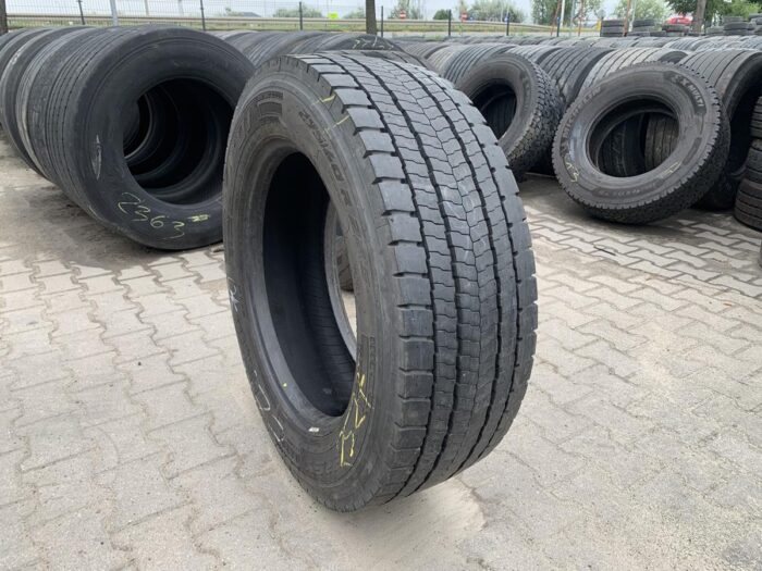 Opona używana ciężarowa napędowa 295/60R22.5 PIRELLI TH:01 ENERGY / 10-12mm