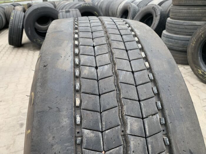Opona ciężarowa przednia 385/65R22.5 MICHELIN XMULTI Z / 10-11mm