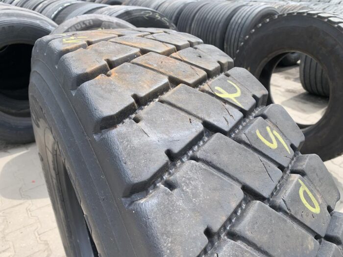Opona używana ciężarowa napęd budowlany 315/80R22.5 CONTINENTAL HDC1 / 13-17mm