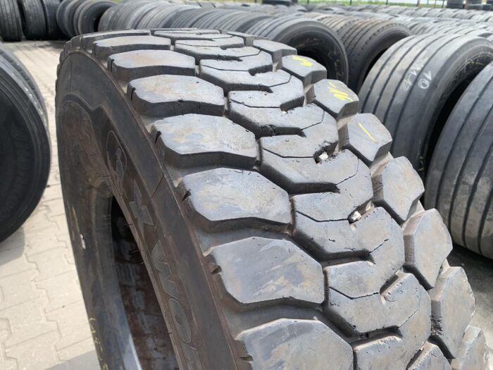 Opona ciężarowa używana napędowa budowlana 315/80R22.5 MICHELIN X WORKS D / 14-16mm