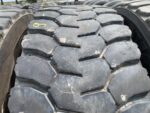 Opony ciężarowe używane napędowe budowlane 315/80R22.5 MICHELIN X WORKS D / 9-13mm