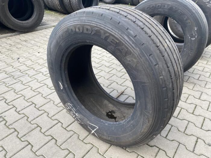 Opona ciężarowa używana prowadząca 375/50R22.5 GOODYEAR MARATHON LHS II / 10mm