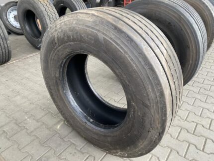 Opona ciężarowa używana naczepowa 385/65R22.5 UNIROYAL TH40 / 10mm