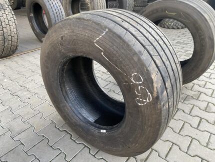 Opona ciężarowa używana do naczepy 435/50R19.5 GOODYEAR KMAX T GEN-2 / 9mm