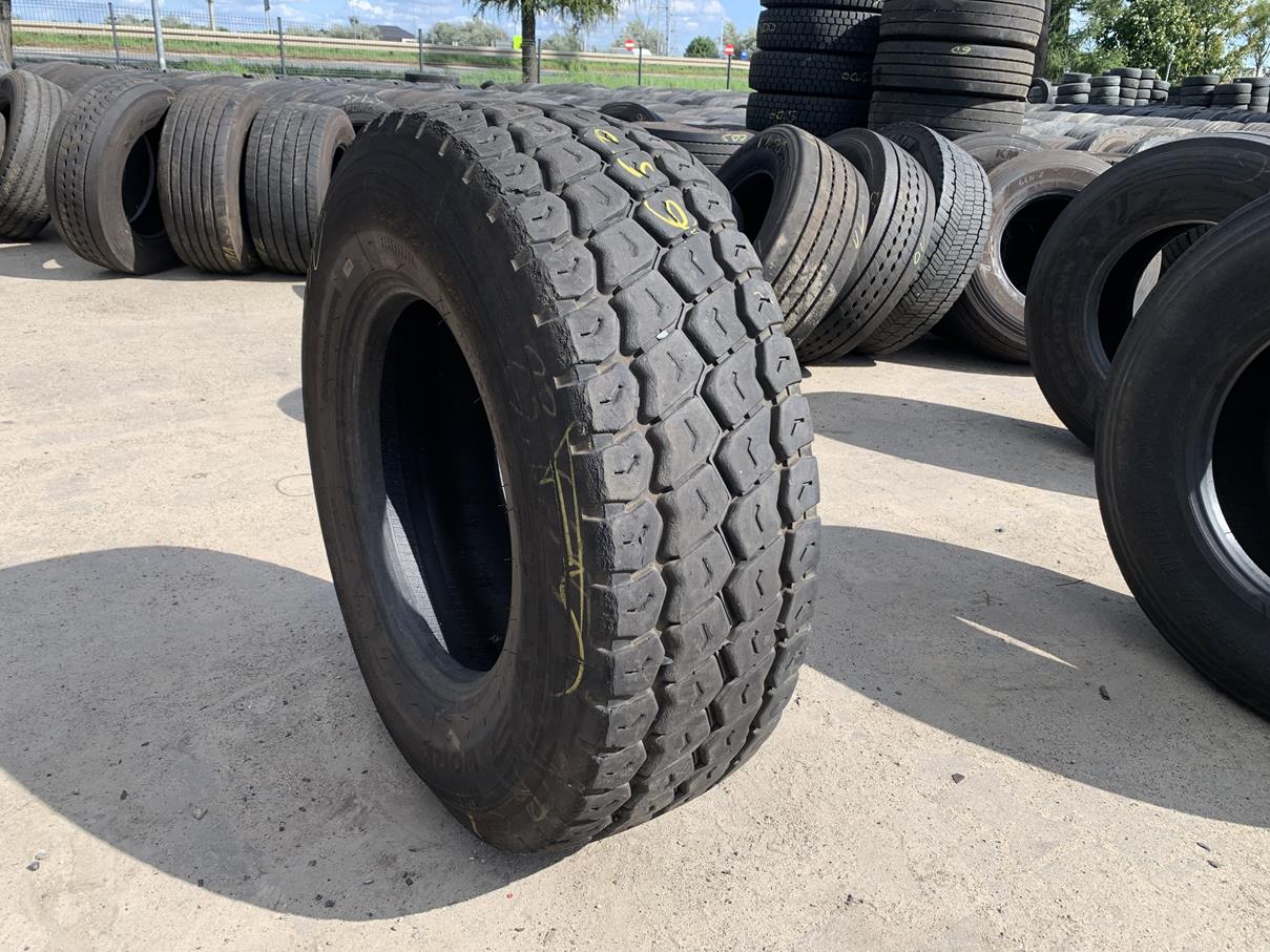 Opona używana ciężarowa naczepowa budowlana 385/65R22.5 RM H-Y3 WORK / 14-15mm Opona używana ciężarowa naczepowa budowlana 385/65R22.5 RM H-Y3 WORK / 14-15mm