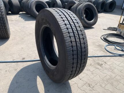  Opona używana ciężarowa przednia 315/70R22.5 DUNLOP SP 346+ /14-15mm