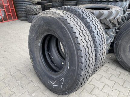 Opony ciężarowe używane prowadzące 11.00R20 BARUM BF13 ROAD FRONT / 100% Bieżnika
