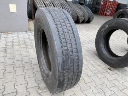  Opona ciężarowa używana prowadząca 295/80R22.5 MICHELIN X MULTIWAY 3D XZE / 10-12mm