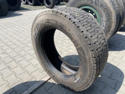 Opona używana ciężarowa napędowa 295/60R22.5 BRIDGESTONE DURAVIS R-DRIVE 002 / 7-8mm