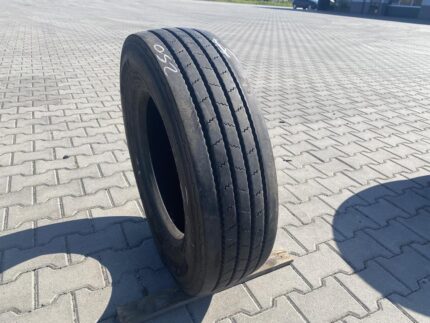  Opona ciężarowa używana prowadząca 215/75R17.5 TRUCKSTAR TH STEER 3 / 7-8mm