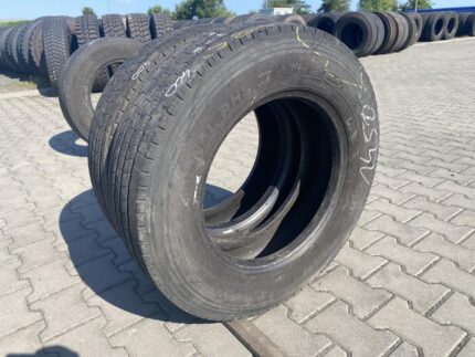 Opony ciężarowe używana prowadzące 215/75R17.5 GOODYEAR REGIONAL RHS II + / 7-8mm