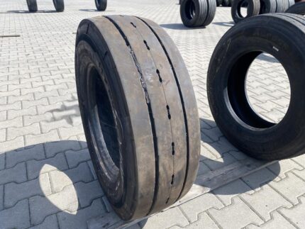  Opona używana ciężarowa naczepowa 245/70R17.5 MICHELIN X MULTI T2 / 6-8mm