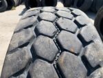 Opona używana ciężarowa naczepowa budowlana 385/65R22.5 BRIDGESTONE M-TRAILER 001 PLUS / 12-13mm