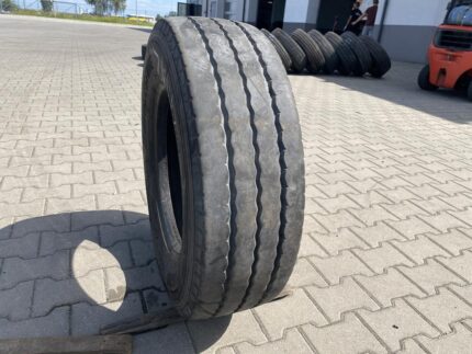  Opona ciężarowa używana naczepowa 245/70R17.5 BRIDGESTONE R168 / 9mm
