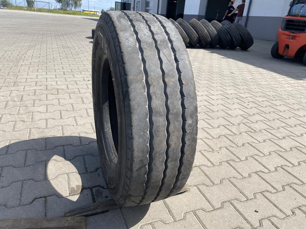 Opona ciężarowa używana naczepowa 245/70R17.5 BRIDGESTONE R168 / 9mm Opona ciężarowa używana naczepowa 245/70R17.5 BRIDGESTONE R168 / 9mm