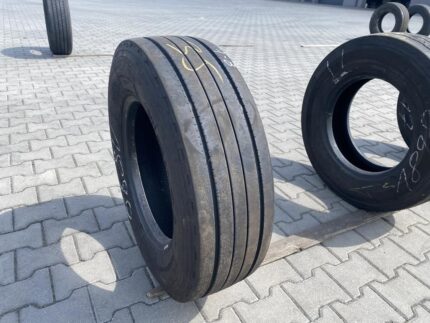  Opona ciężarowa używana naczepowa 235/75R17.5 FULDA ECOTONN / 7-8mm