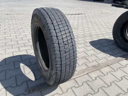 Opona ciężarowa używana napędowe 205/75R17.5 CONTINENTAL CONTI HYBRID LD3 / 11-12mm