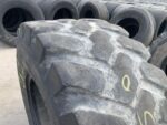 Opona używana przemysłowa do maszyn budowlanych 405/70R18 16/70R18 FIRESTONE UTILITY DURAFORCE