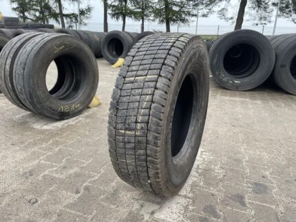  Opona używana ciężarowa napędowa 265/70R17.5 CONTINENTAL CONTI HYBRID LD3 / 12-13mm