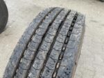 Opona używana ciężarowa przednia 235/75R17.5 MICHELIN X MULTI Z / 100% BIEŻNIKA