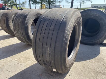  Opona używana ciężarowa naczepowa mega 435/50R19.5 GOODYEAR FUELMAX T / 6-7mm