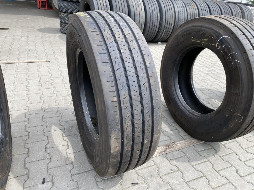 Opona ciężarowa używana prowadząca 315/70R22.5 CONTINENTAL CONTI LIGHTPRO S / 10mm Opona ciężarowa używana prowadząca 315/70R22.5 CONTINENTAL CONTI LIGHTPRO S / 10mm