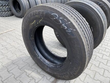 Opona ciężarowa używana prowadząca 315/70R22.5 BFGOODRICH ROUTE CONTROL S2 / 11-12mm