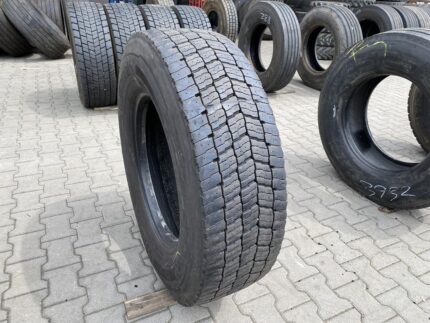  Opona ciężarowa używana napędowa 315/70R22.5 BIEŻNIKOWANA TYP MICHELIN X MULTI D / 16-17mm