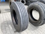Opona ciężarowa używana prowadząca 295/80R22.5 PIRELLI FH 55 / 11-12mm