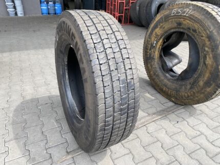  Opona ciężarowa używana napędowa 305/70R22.5 CONTINENTAL HDR / 11-12mm