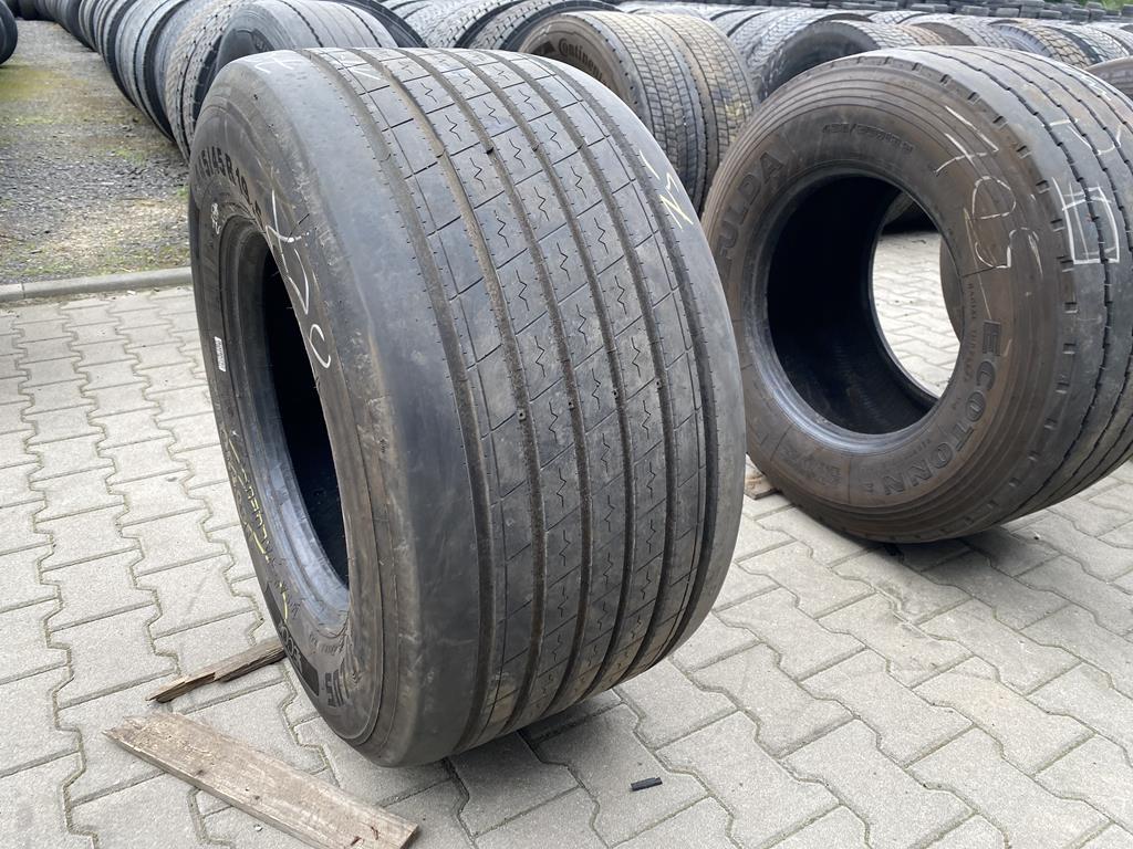 Opona ciężarowa używana naczepowa 445/45R19.5 AEOLUS NEOFUEL T2 / 11-12mm Opona ciężarowa używana naczepowa 445/45R19.5 AEOLUS NEOFUEL T2 / 11-12mm