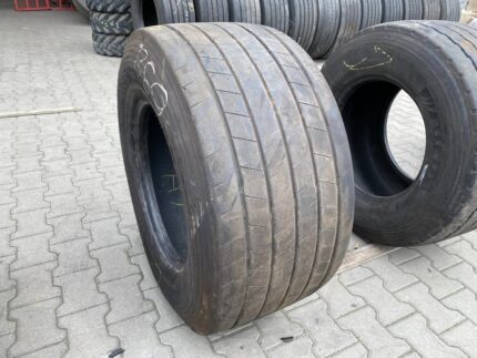  Opona ciężarowa używana do naczepy 435/50R19.5 GOODYEAR KMAX T GEN-2 / 7-8mm