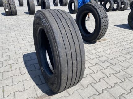  Opona ciężarowa używana naczepowa 245/70R19.5 CONTINENTAL CONTI HYBRID HT3 / 7-8mm