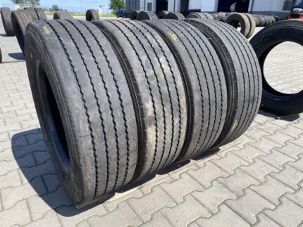  Opony ciężarowe używane naczepowe 245/70R19.5 SEMPERIT RUNNER T2 / Pogłębiany Bieżnik
