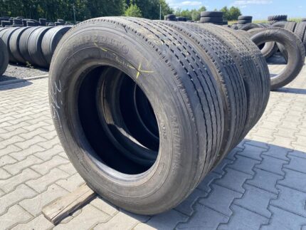 Opony ciężarowe używane naczepowe 245/70R19.5 SEMPERIT RUNNER T2 / Pogłębiany Bieżnik