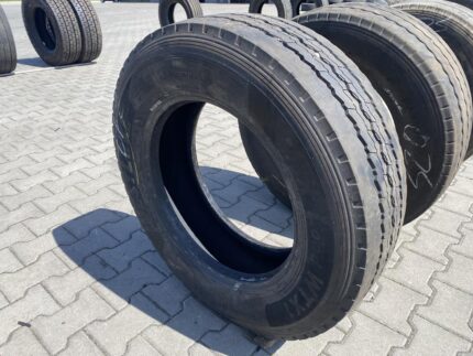 Opona ciężarowa używana naczepowa 245/70R19.5 WESTLAKE MAX LOAD WTX1 / 10-11mm