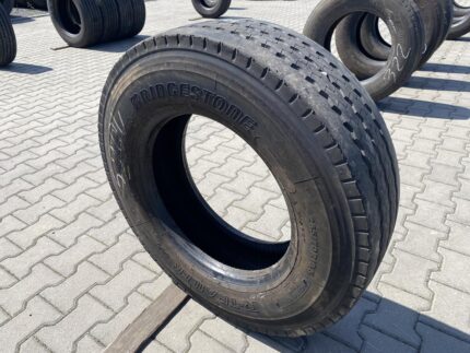 Opona ciężarowa używana naczepowa 265/70R19.5 BRIDGESTONE R-TRAILER 001 / 13-14mm
