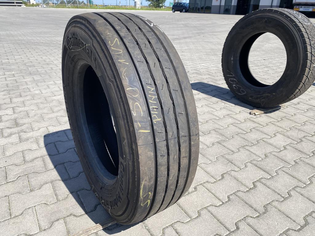 Opona ciężarowa używana naczepowa 265/70R19.5 CONTINENTAL CONTI HYBRID HT3 / 9-10mm Opona ciężarowa używana naczepowa 265/70R19.5 CONTINENTAL CONTI HYBRID HT3 / 9-10mm